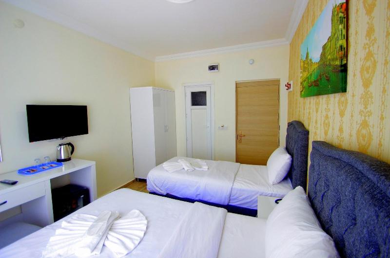 Grand Fm Hotel image