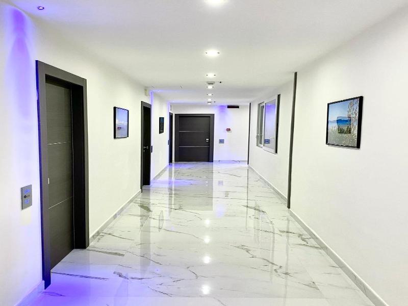 Hotel Blu image
