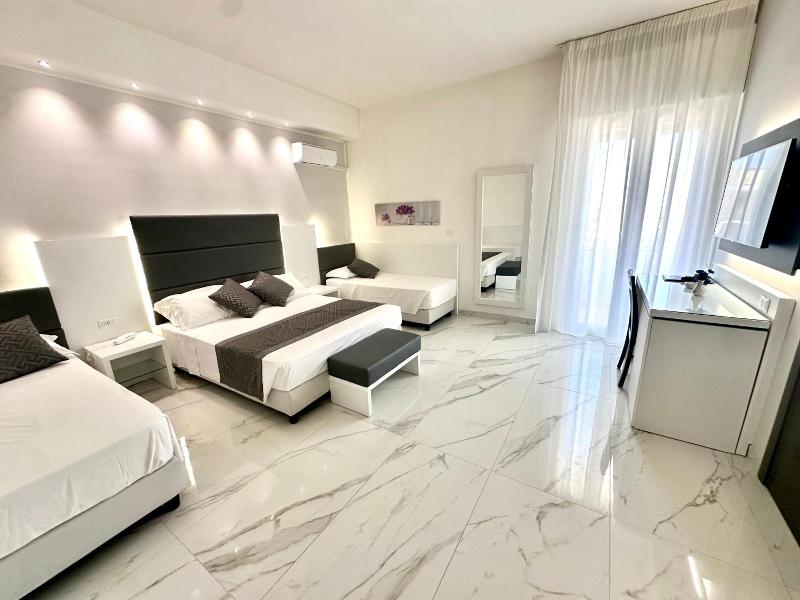Hotel Blu image