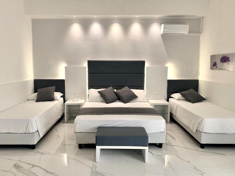 Hotel Blu image