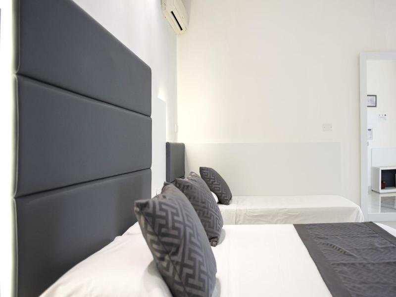 Hotel Blu image