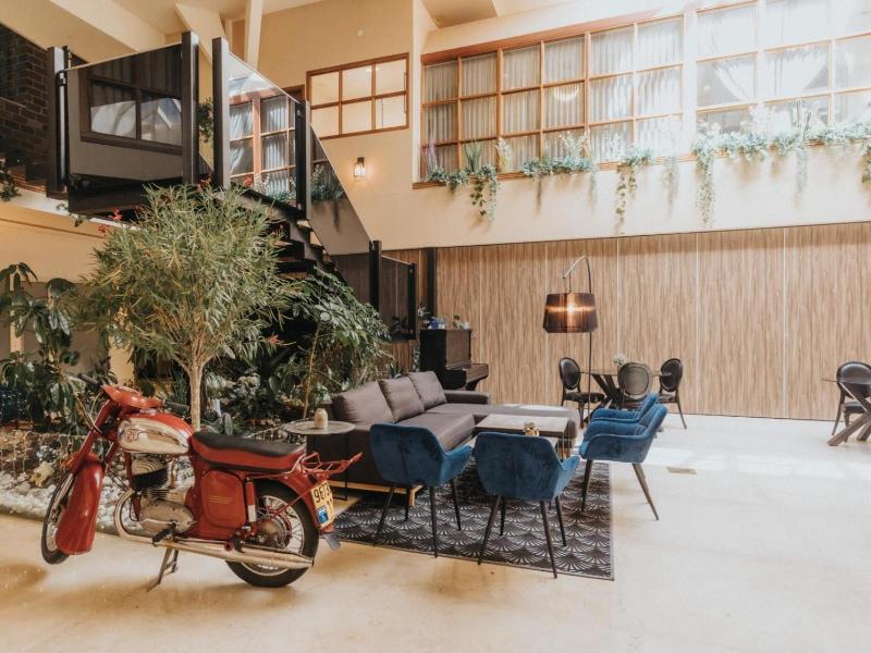 Garden Hotel image
