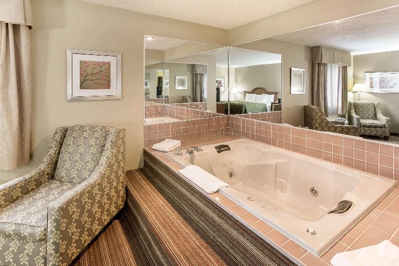 Quality Inn Athens image
