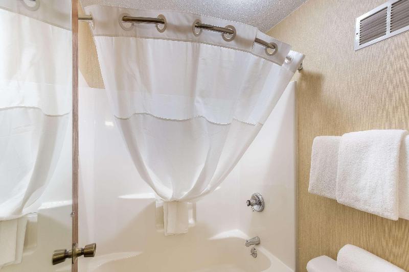 Quality Inn Athens image