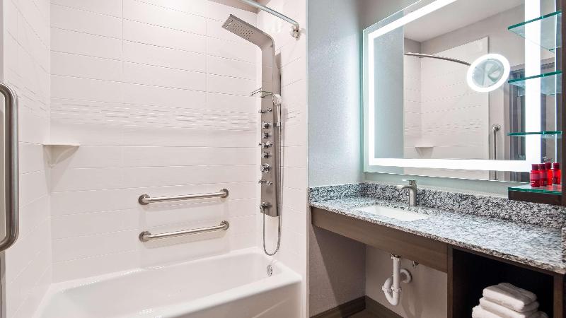 Bw Premier Executive Residency Grand Texas Hotel image