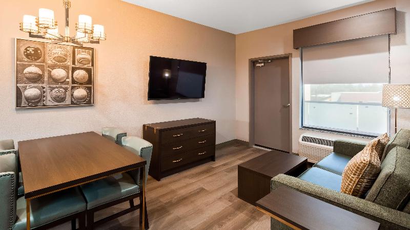 Bw Premier Executive Residency Grand Texas Hotel image