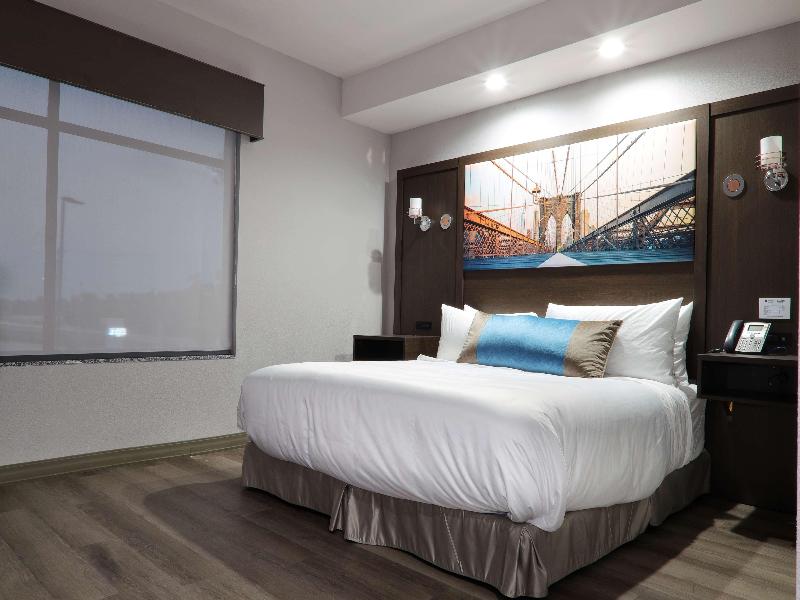 Bw Premier Executive Residency Grand Texas Hotel image