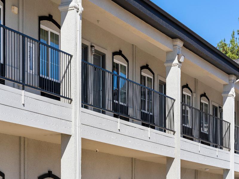 Belmont Inn and Suites Tatum image
