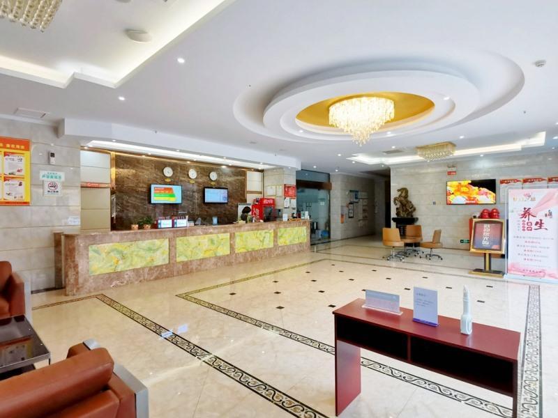 Greentree Inn Xianning Railway Station Hotel