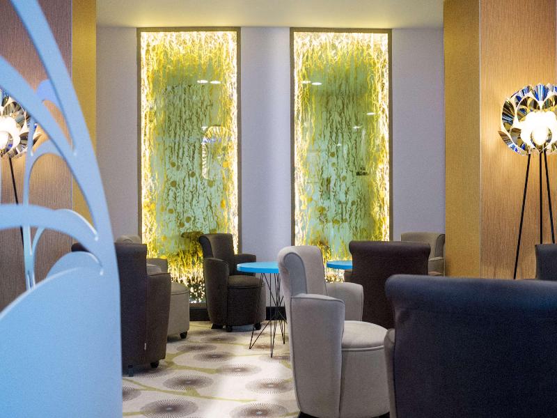 Kyriad Prestige Amiens - Poulainville Spa image