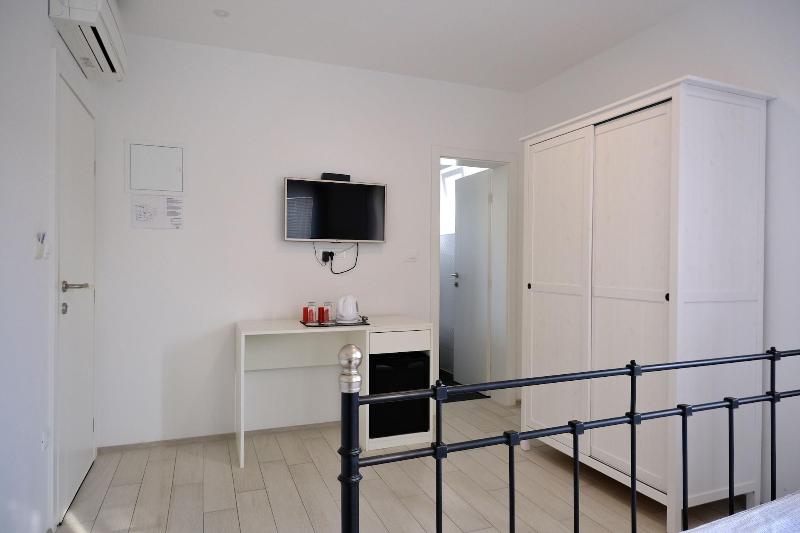 Boutique Hostel Alegria image