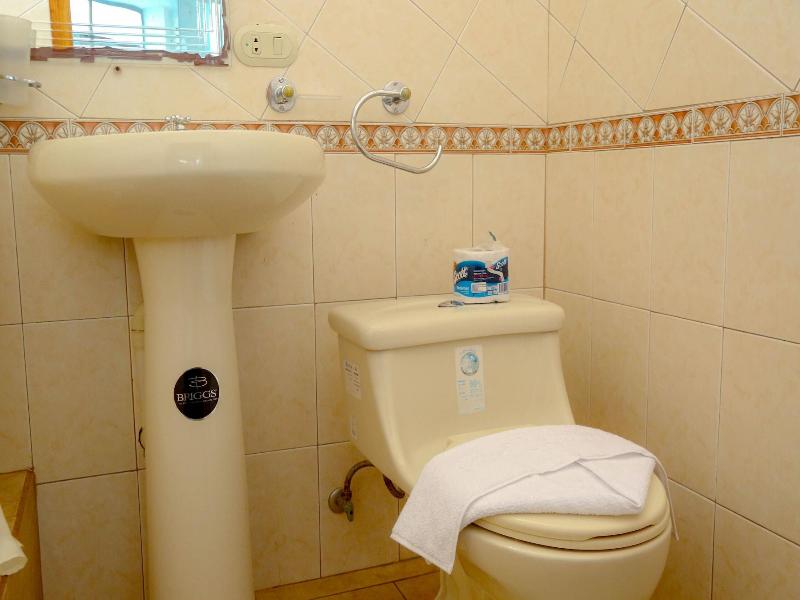 Hostal Sir Francis Drake image