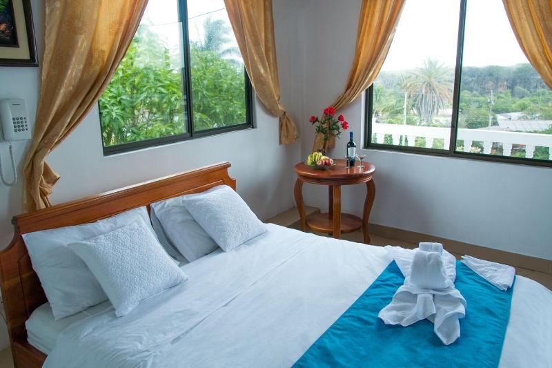 Hostal Sir Francis Drake image
