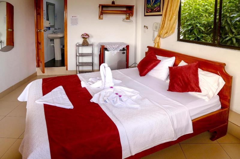 Hostal Sir Francis Drake image