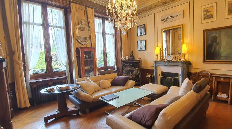 Villa Primerose image