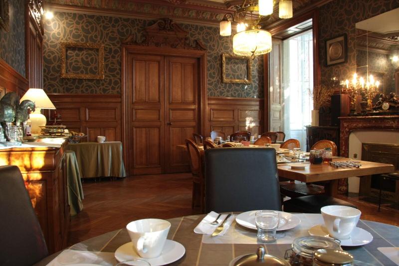 Villa Primerose image