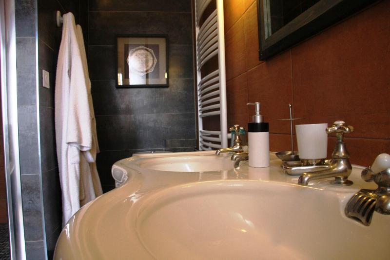 Villa Primerose image