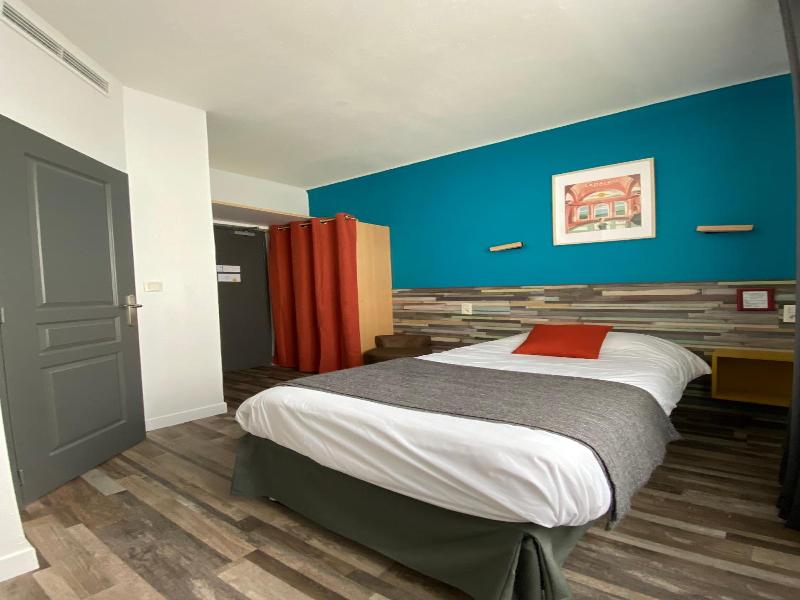 Rev Hotel image
