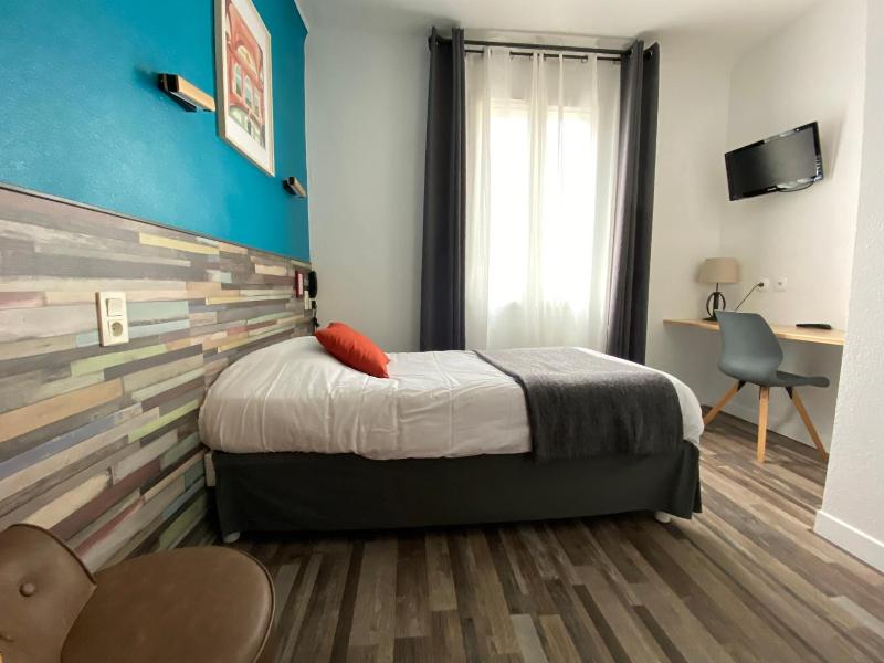 Rev Hotel image