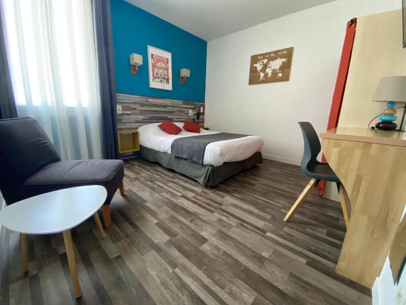 Rev Hotel image