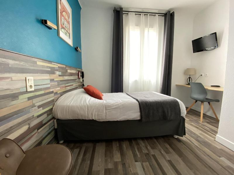 Rev Hotel image