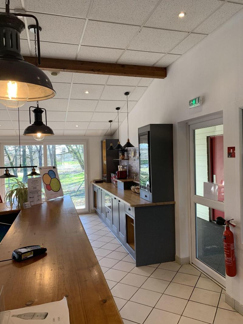 Mape Hotel image