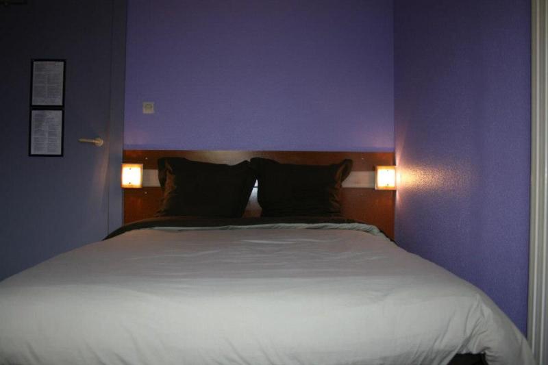 Hotel Le Luron image