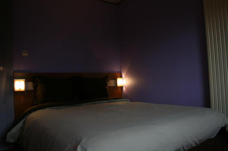 Hotel Le Luron image