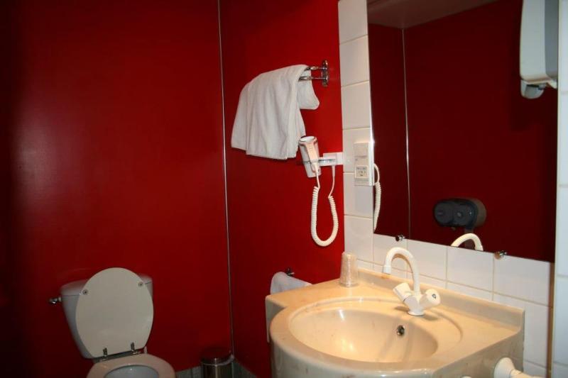 Hotel Le Luron image