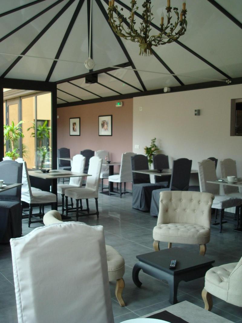 Hotel Le Saint Aubin image