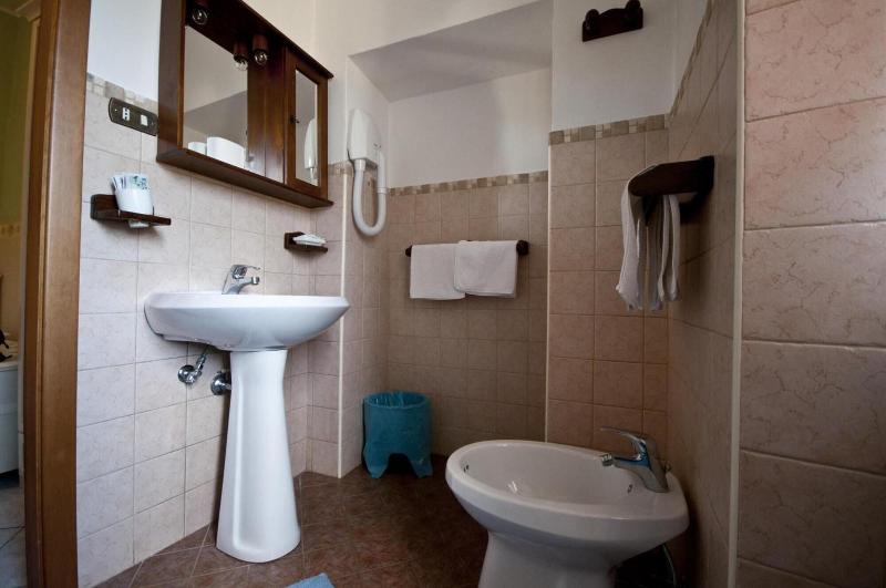 Hotel La Villa image