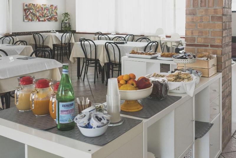 Minturnae Hotel image
