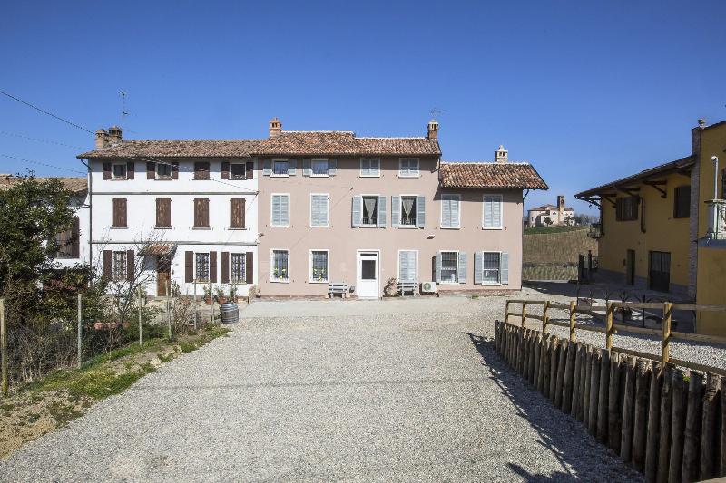 700Enolocanda — general view