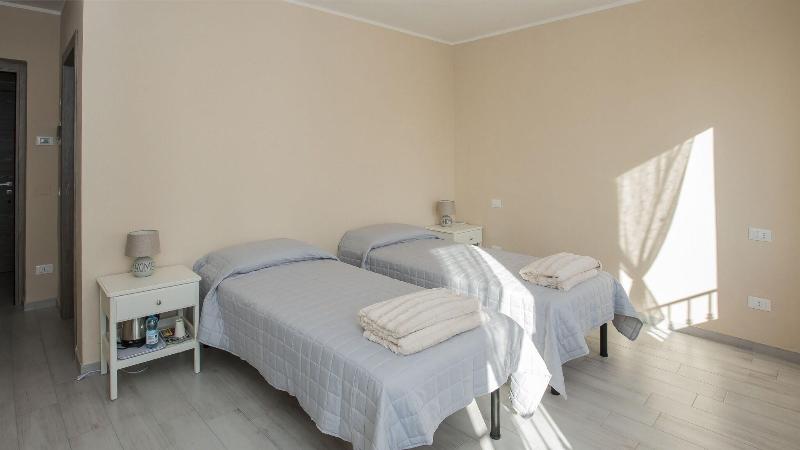 700Enolocanda image