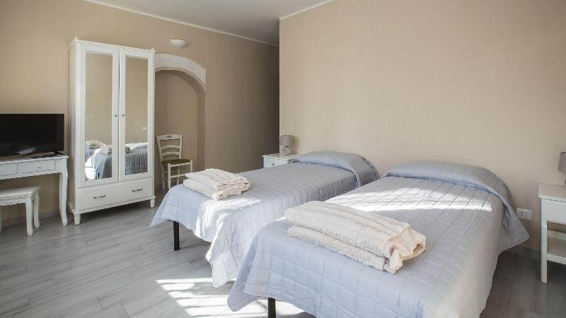 700Enolocanda image