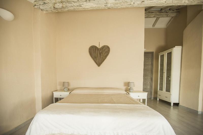700Enolocanda image