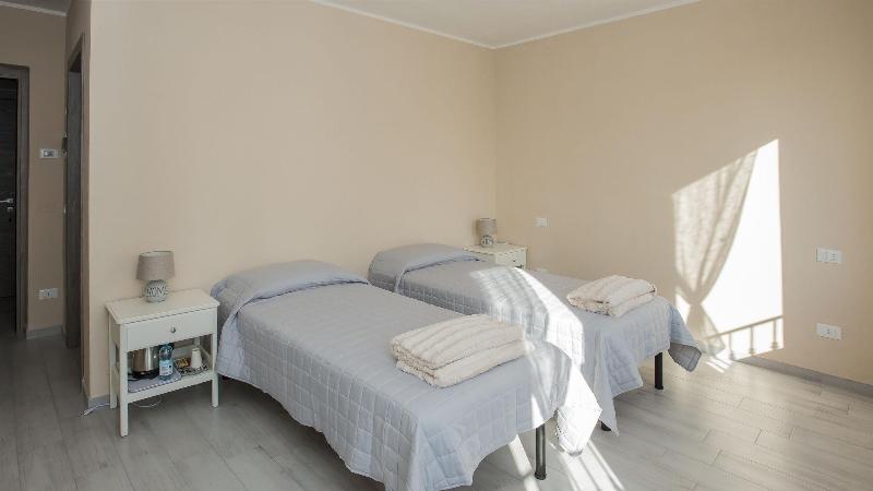 700Enolocanda image