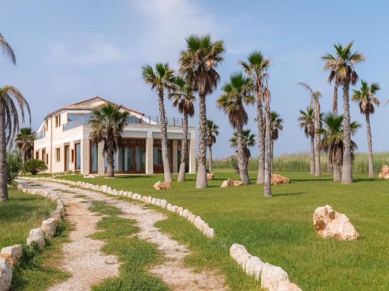 Lalena's Garden image