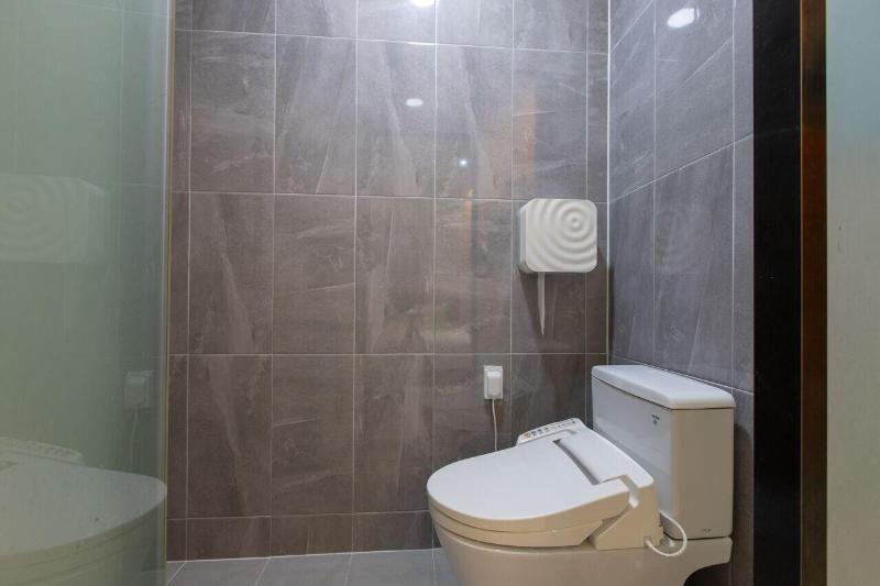 Pentastar Hotel image