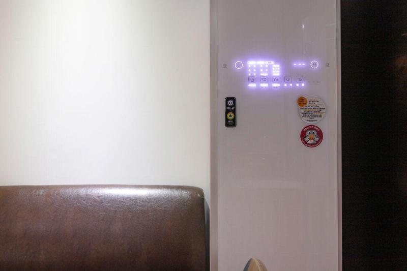 Pentastar Hotel image