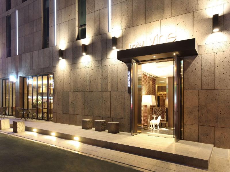 Vine Hotel image