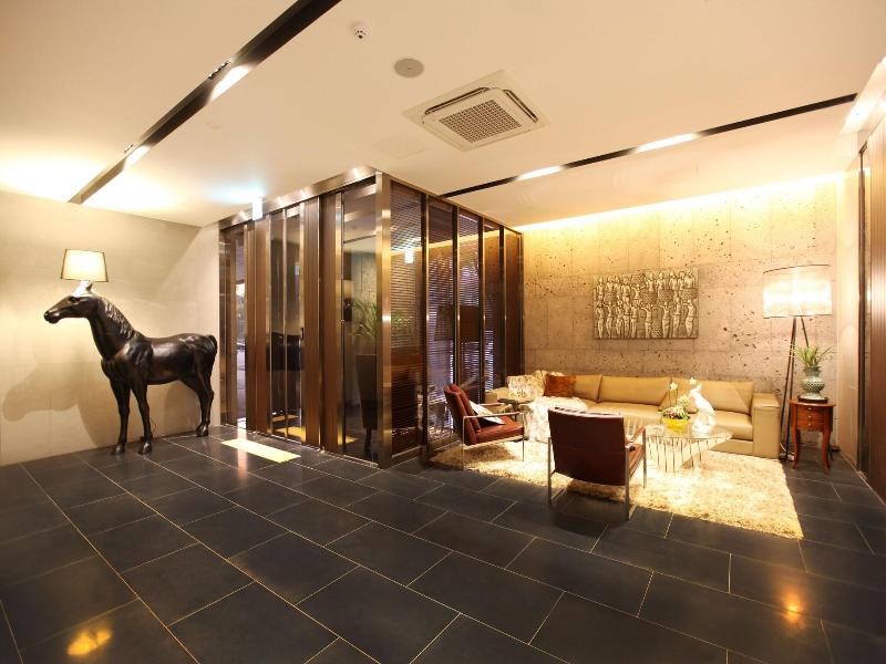 Vine Hotel image