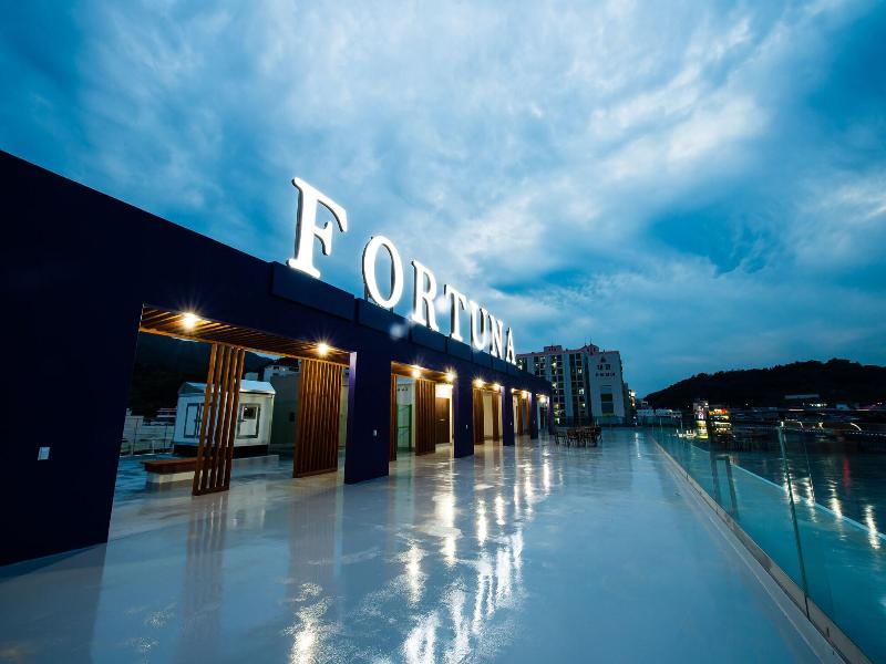 Fortuna Hotel image