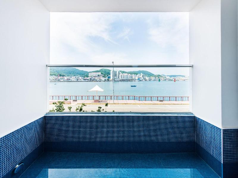 Fortuna Hotel image