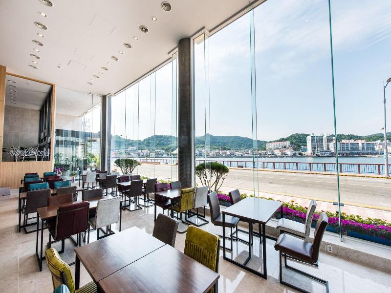 Fortuna Hotel image