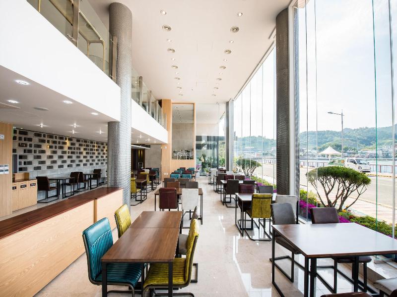 Fortuna Hotel image