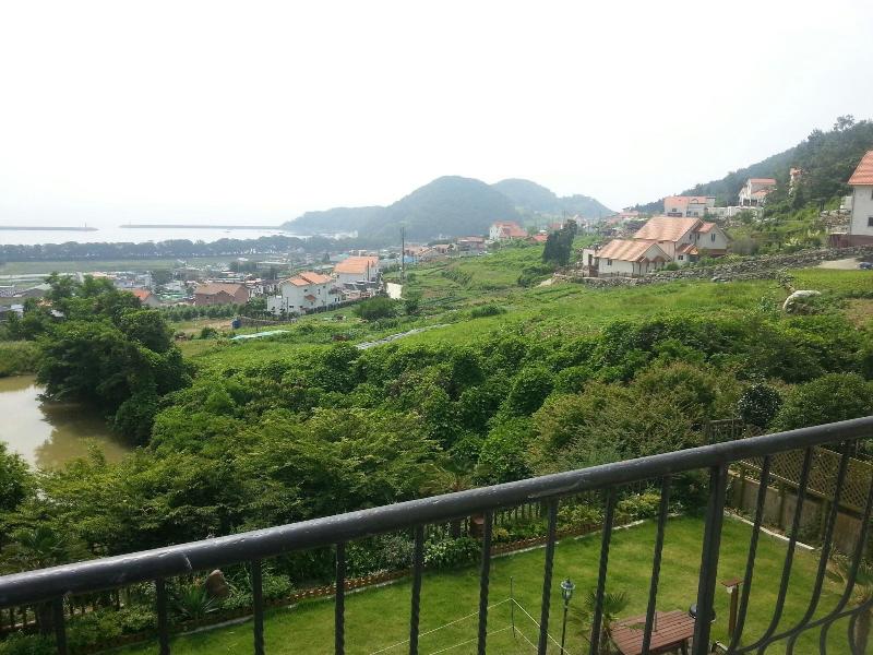 Namhae German Village Neuhaus In Korea image