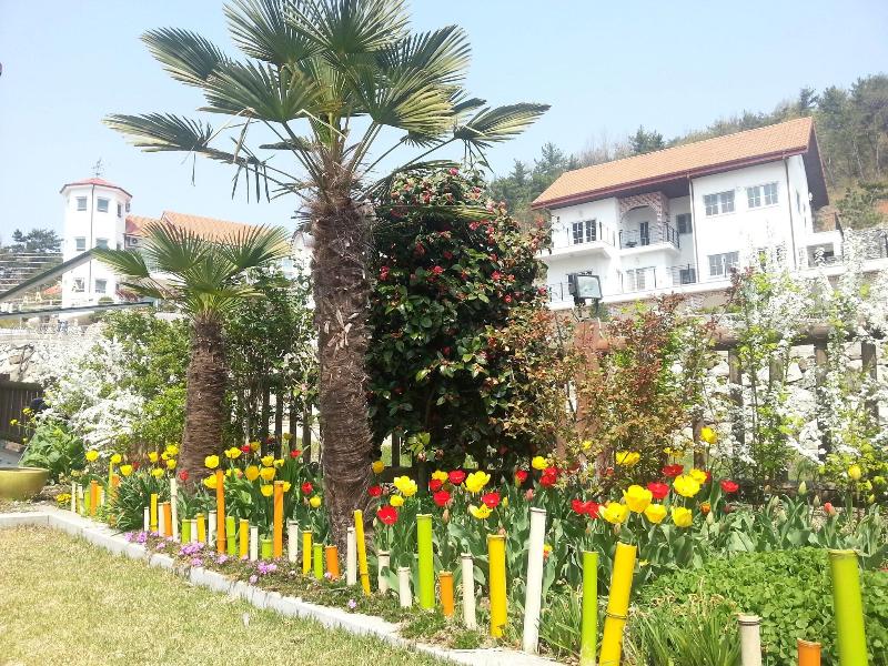 Namhae German Village Neuhaus In Korea image