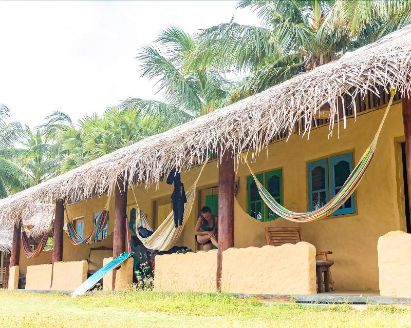 De Silva Windresort Kalpitiya image