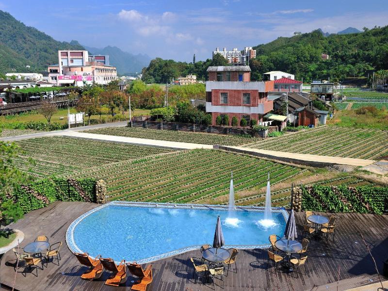 Chi Meng Rou Holiday Villa image